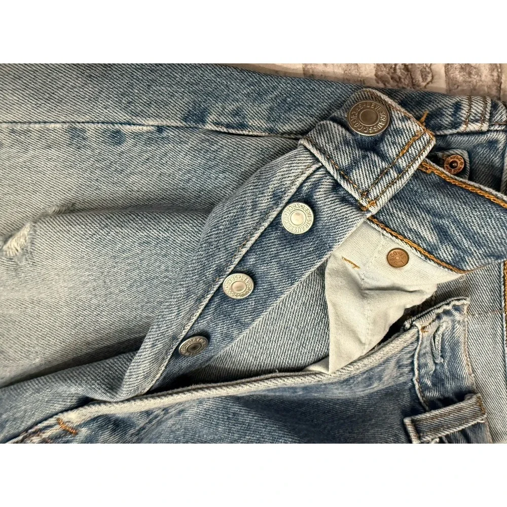 VTG Levis 501 Mens 33x30 Light Wash Jeans  Made USA Ripped Repair Distressed 90s